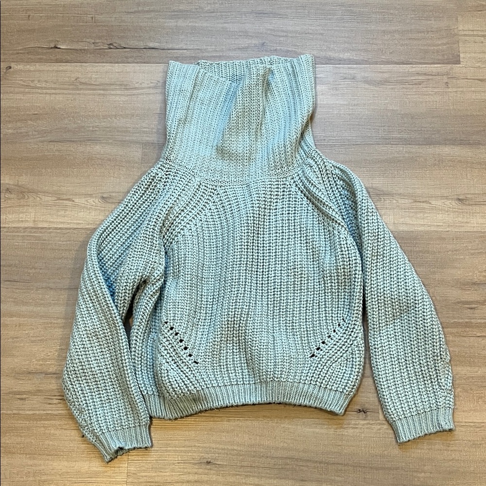 moon & madison Women's Cowl Neck Sweater - Light Green